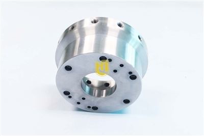 Каковы преимущества обработки деталей на станках с ЧПУ?